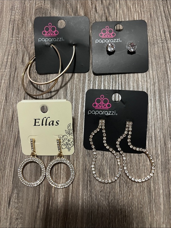 paparazzi Jewelry - paparazzi Gold and Clear Crystal Earring Set